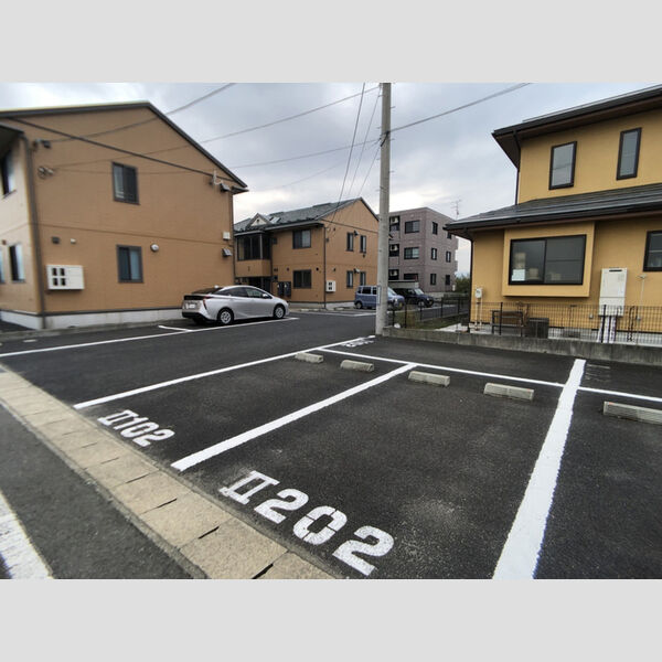 駐車場 (駐車場)