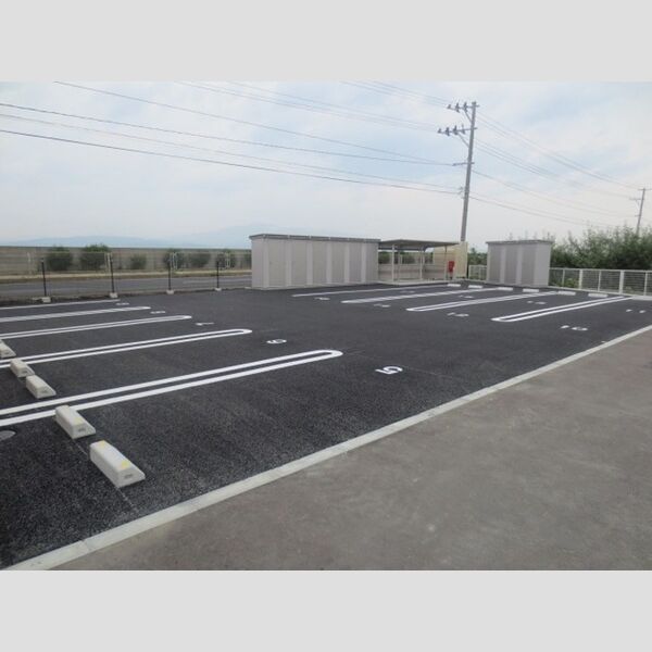 駐車場 (駐車場)