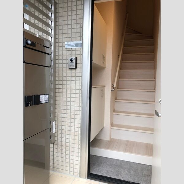 エントランス (玄関(内側))