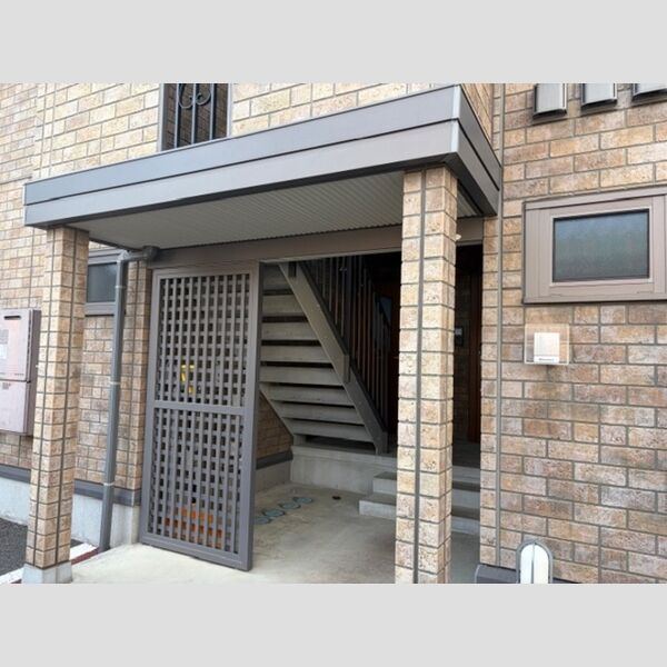 エントランス (エントランス)