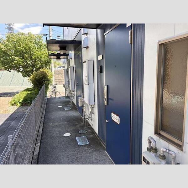 エントランス (共用部)