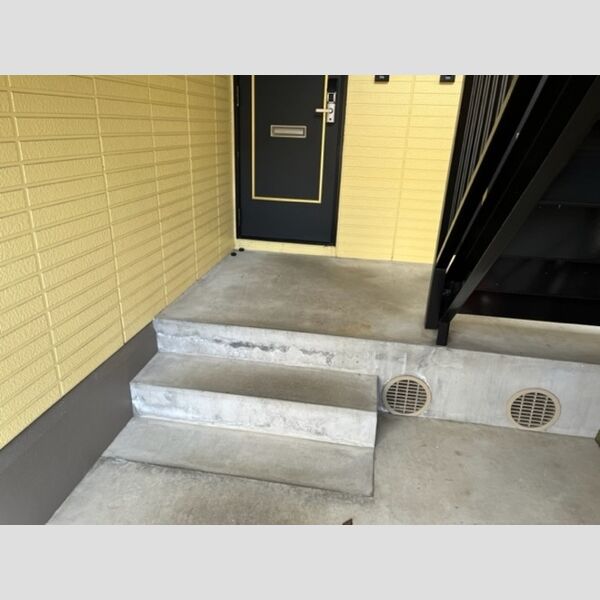 現地周辺 (ロビー)