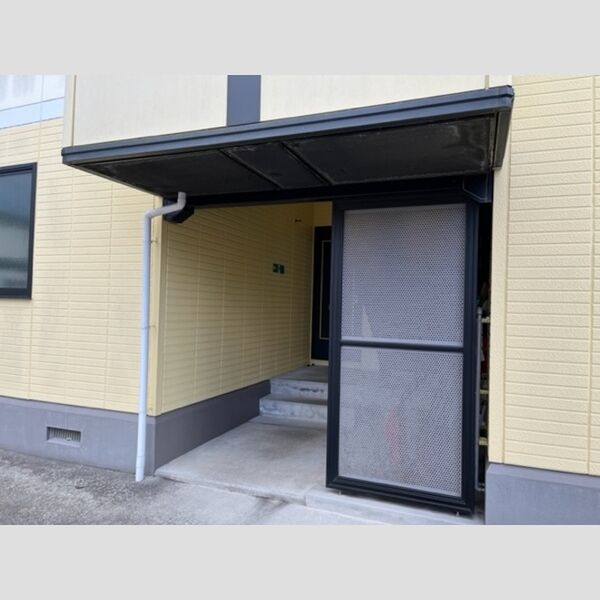 エントランス (エントランス)