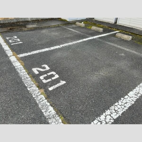 駐車場 (駐車場)