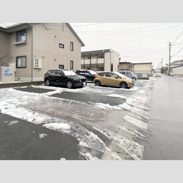 駐車場 (駐車場)