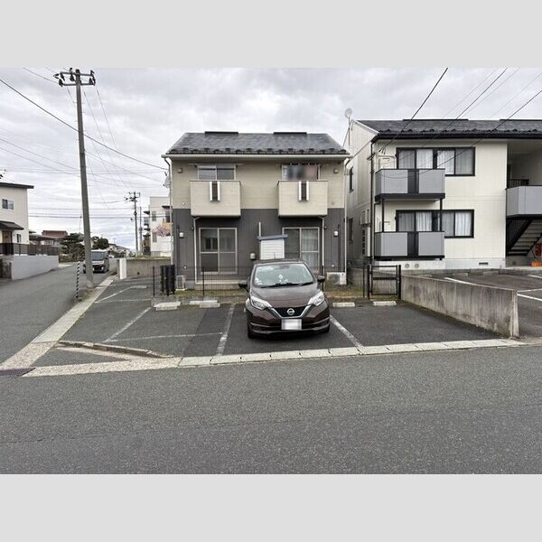 駐車場 (駐車場)
