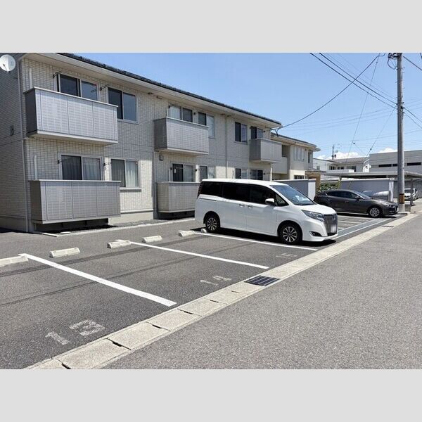 駐車場 (駐車場)