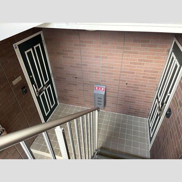 エントランス (共用部)