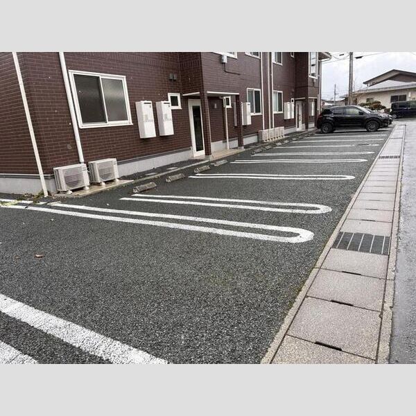 駐車場 (駐車場)