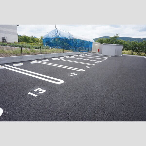 駐車場 (駐車場)