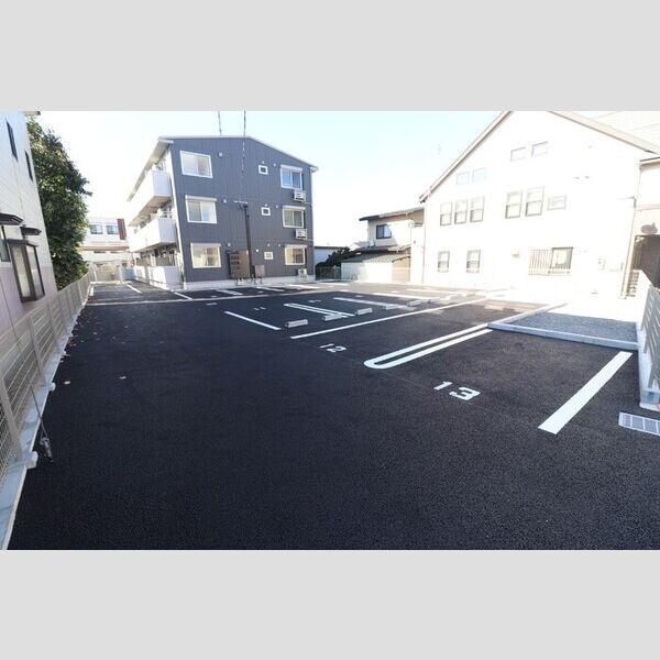 駐車場 (駐車場)