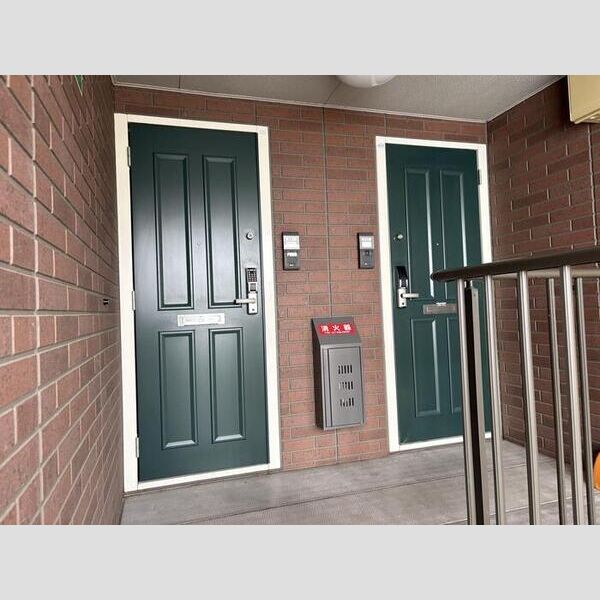 エントランス (共用部)