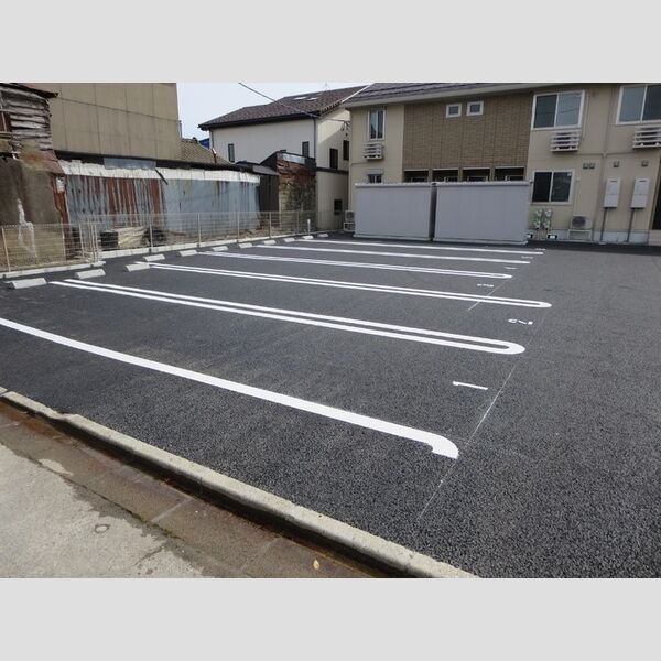 駐車場 (駐車場)