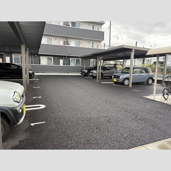 駐車場 (駐車場)