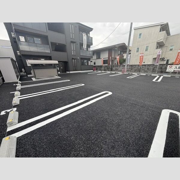 駐車場 (駐車場)