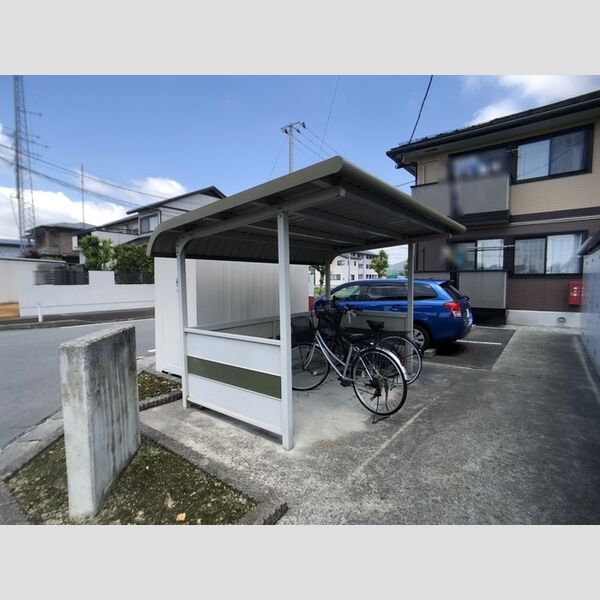 その他 (駐輪場)
