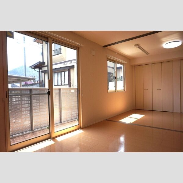 その他 (南洋室(6帖))