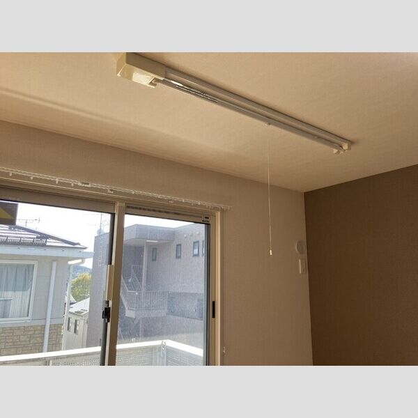 その他 (室内物干し)