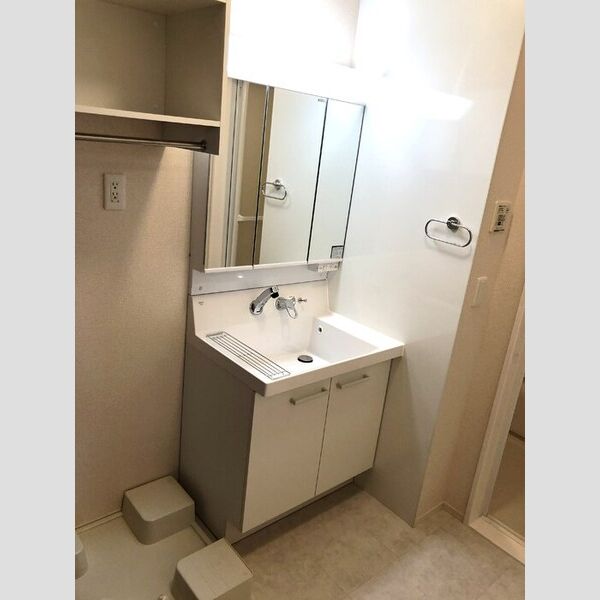 洗面所 (洗面室)