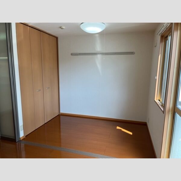 その他 (洋室)