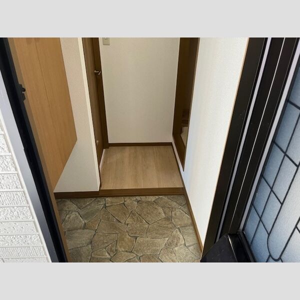 玄関 (玄関)