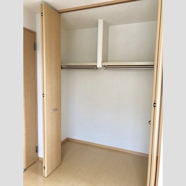 収納 (クローゼット)