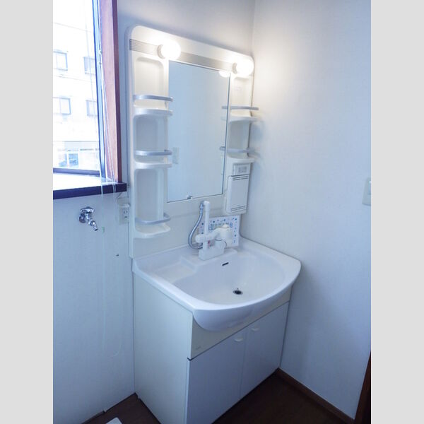 洗面所 (洗髪洗面化粧台)