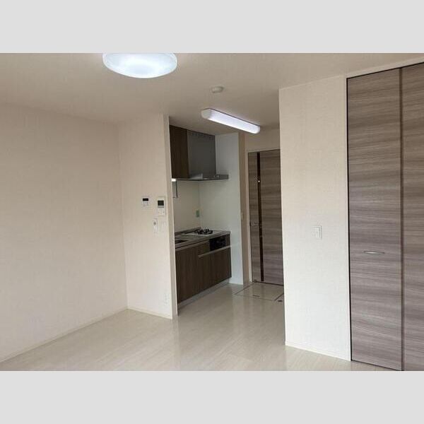 その他 (洋室　角度違い)