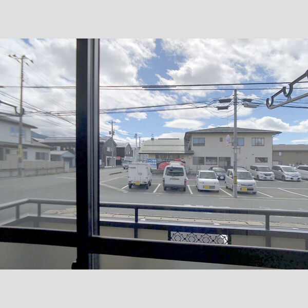 その他 (室内からの眺望)