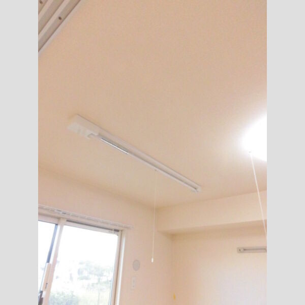 その他 (室内物干し)