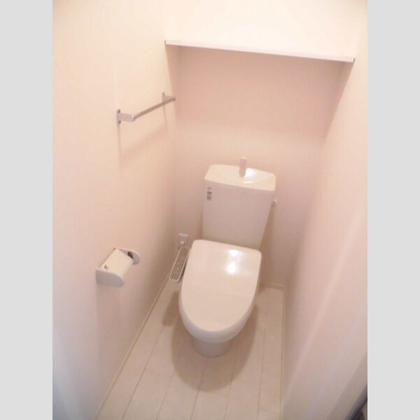 トイレ (トイレ)