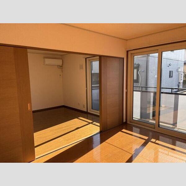 その他 (南洋室)