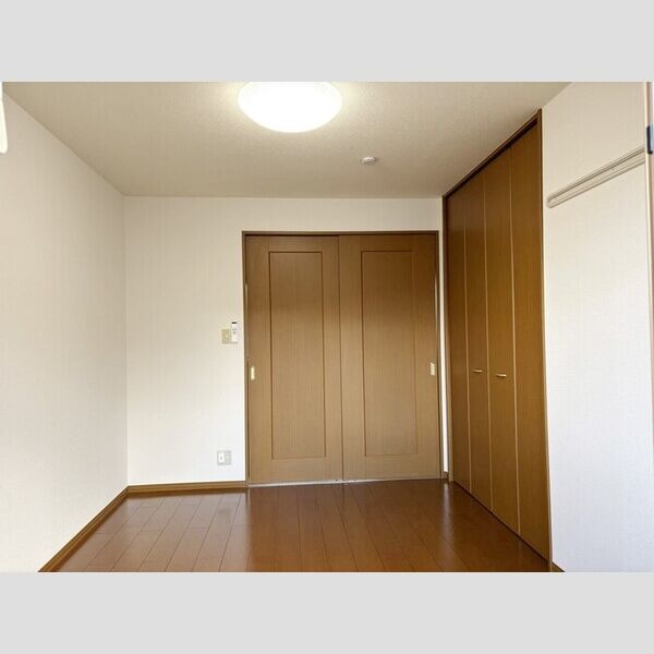 居室・リビング (洋室➀)