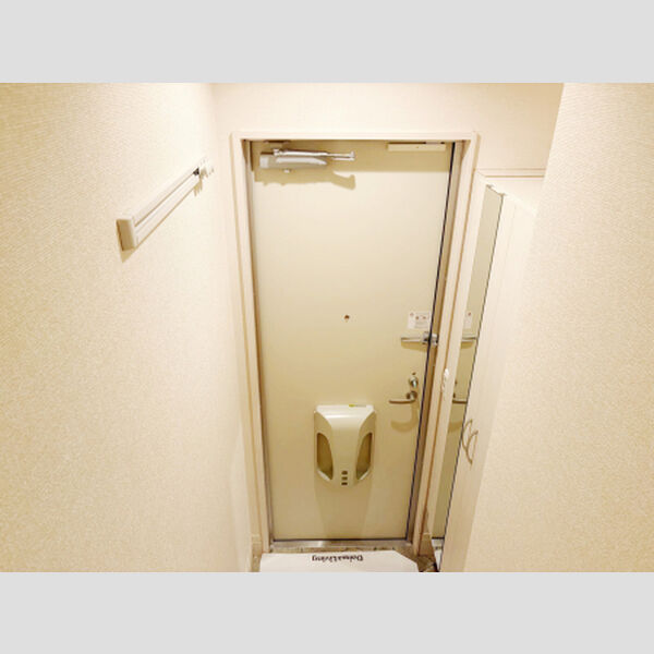 玄関 (玄関)