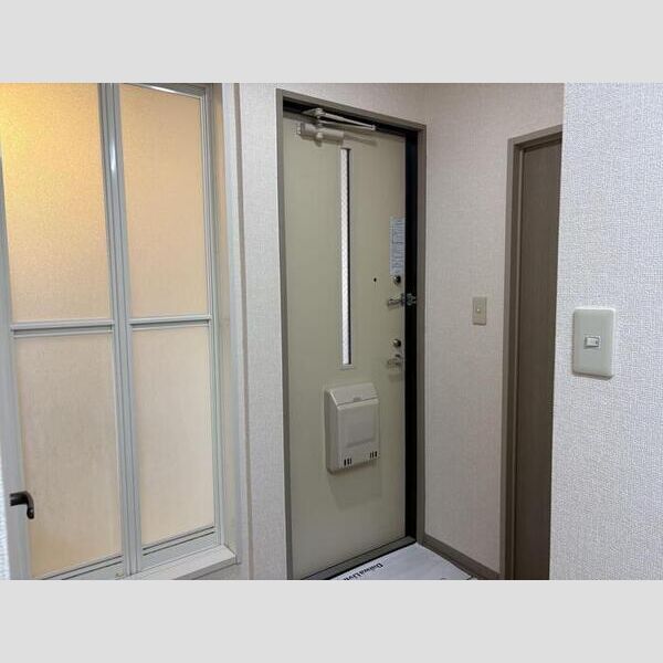 玄関 (玄関)