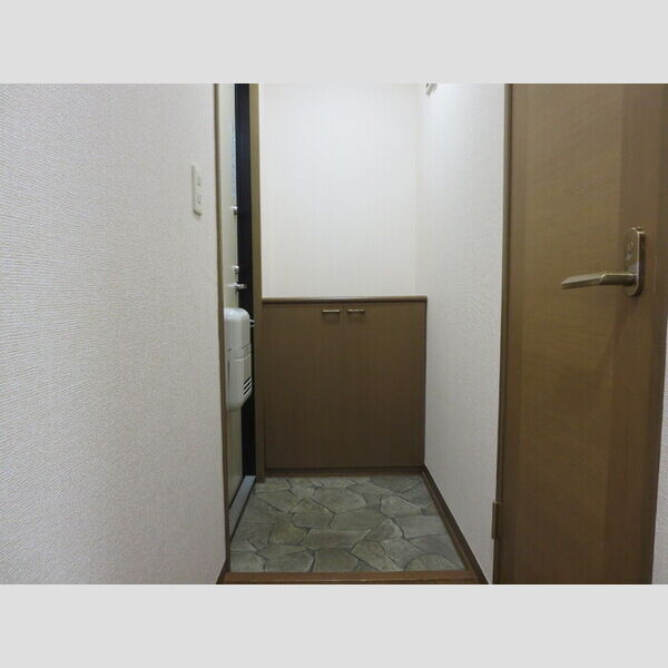玄関 (玄関)