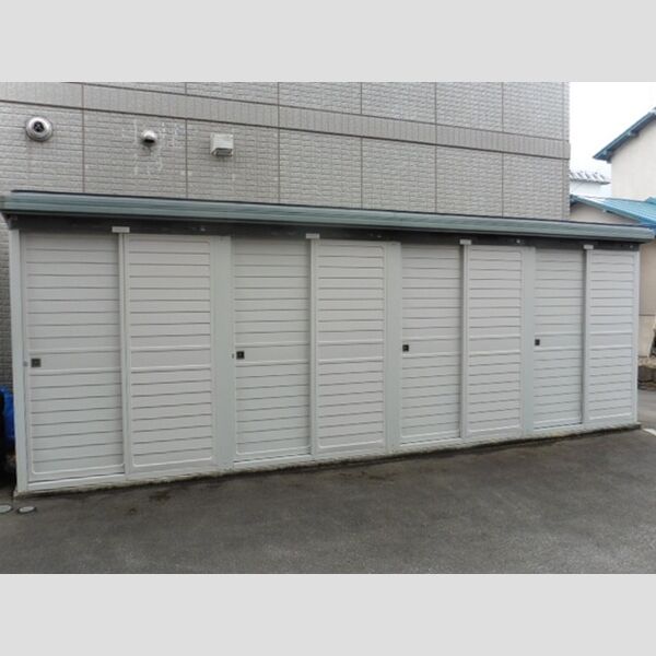 現地周辺 (物置)