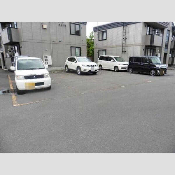 駐車場 (駐車場)