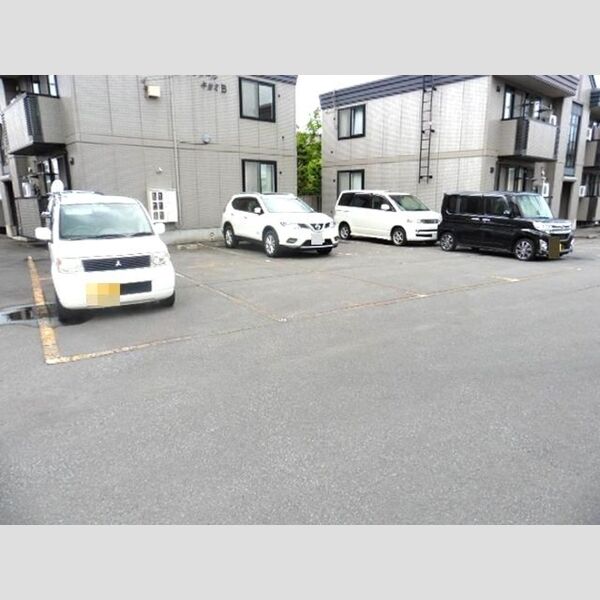 駐車場 (駐車場)