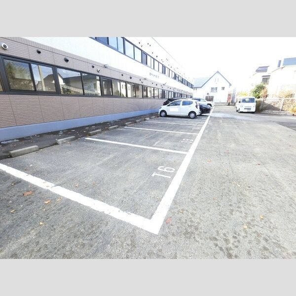 駐車場 (駐車場)