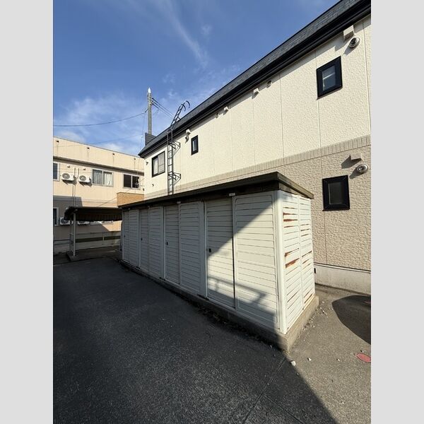 現地周辺 (物置2)