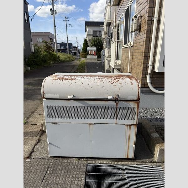 現地周辺 (ゴミステーション)