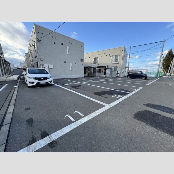 駐車場 (駐車場)