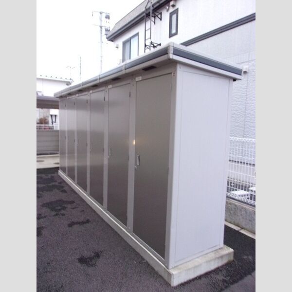 現地周辺 (物置)