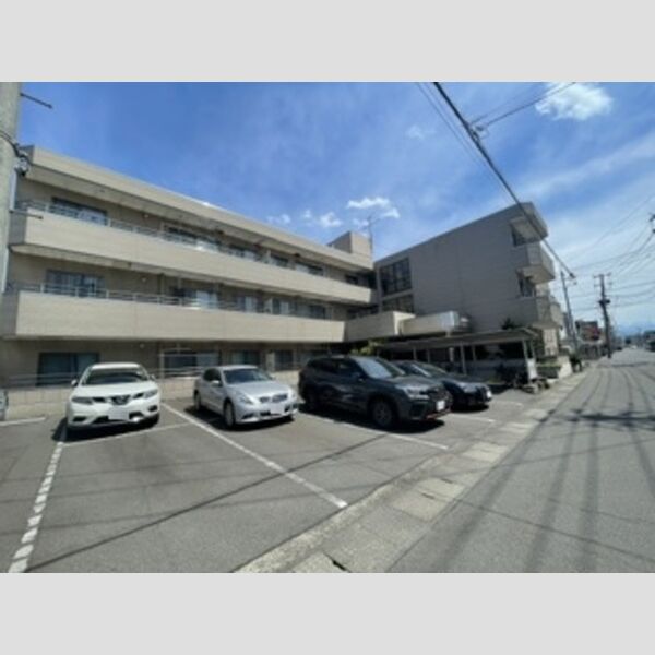 駐車場 (駐車場)