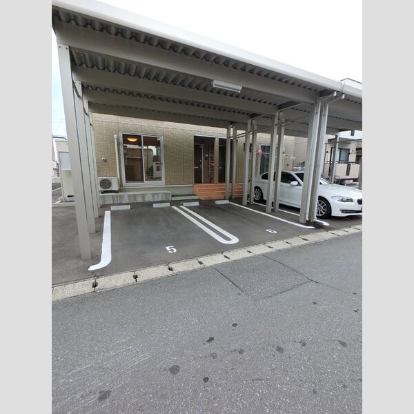 駐車場 (駐車場)