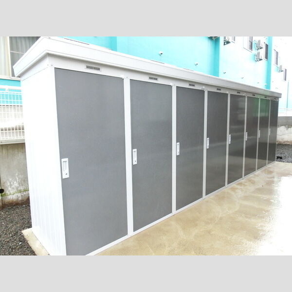 現地周辺 (物置)