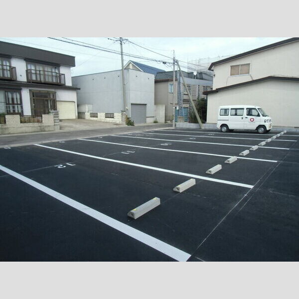 駐車場 (駐車場)