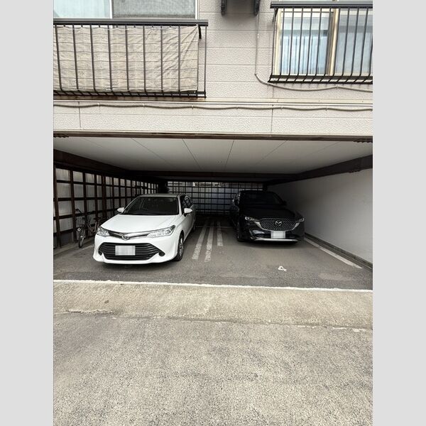 駐車場 (駐車場3)
