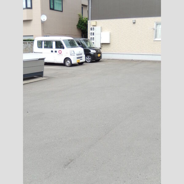 駐車場 (駐車場)
